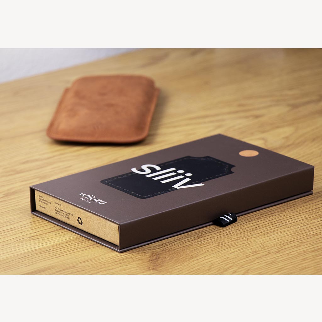 sliiv MORE. iPhone Hülle Leder